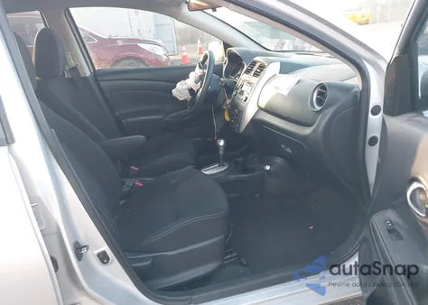 2017 Nissan Versa 1.6 Sv z USA, uszkodzony, nr VIN 3N1CN7AP4HL881497